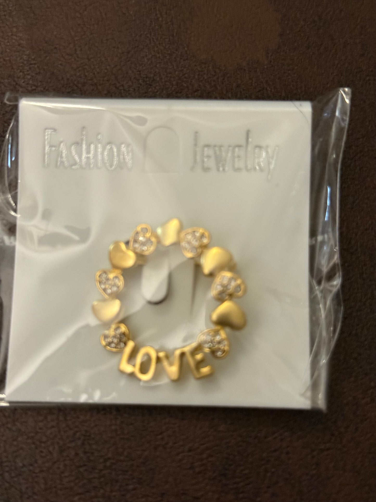 Vendor for Anthropology/Free People/Forever 21 Jewellery in their stores pieces for sale Brooch