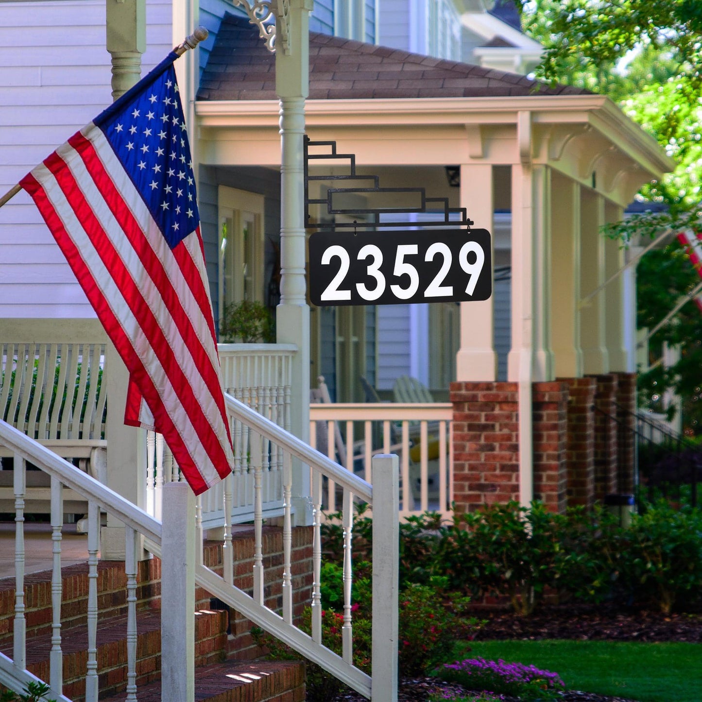 XL Contemporary Large Lamppost Sign