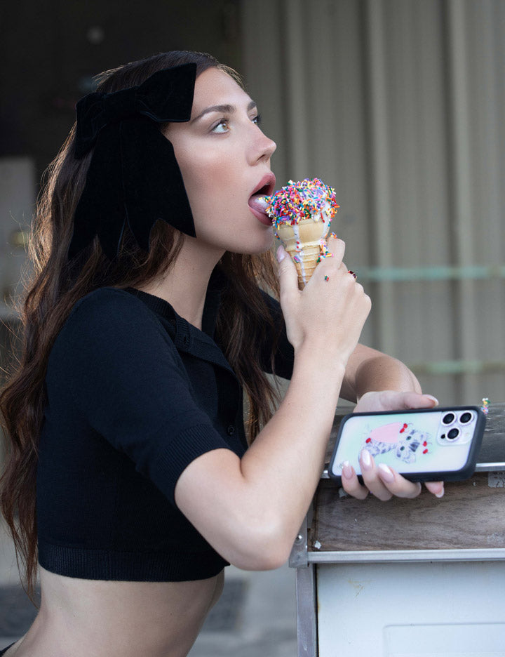 Kitty Shake iPhone Case