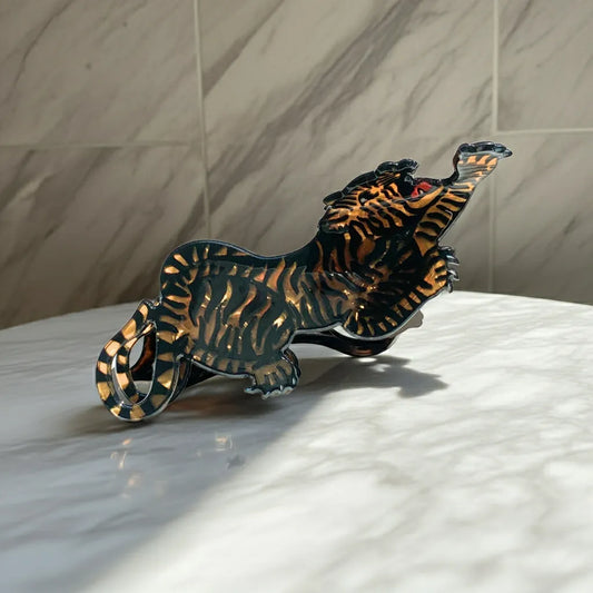 "Attack" Style Tiger Hair Clip