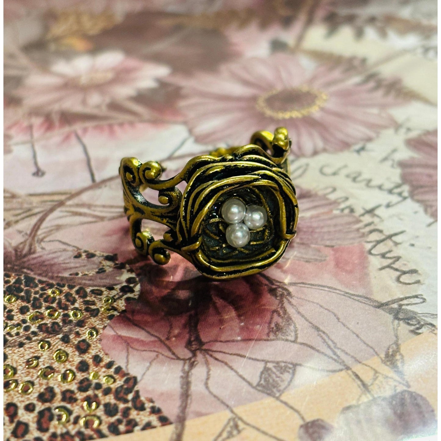 Bird's Nest Ring in Old Gold | Vintage | Adjustable Size