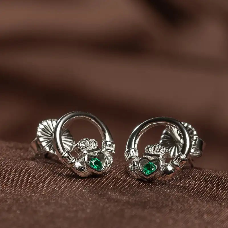 The Claddagh™ Earrings — 18K White Gold | Emerald