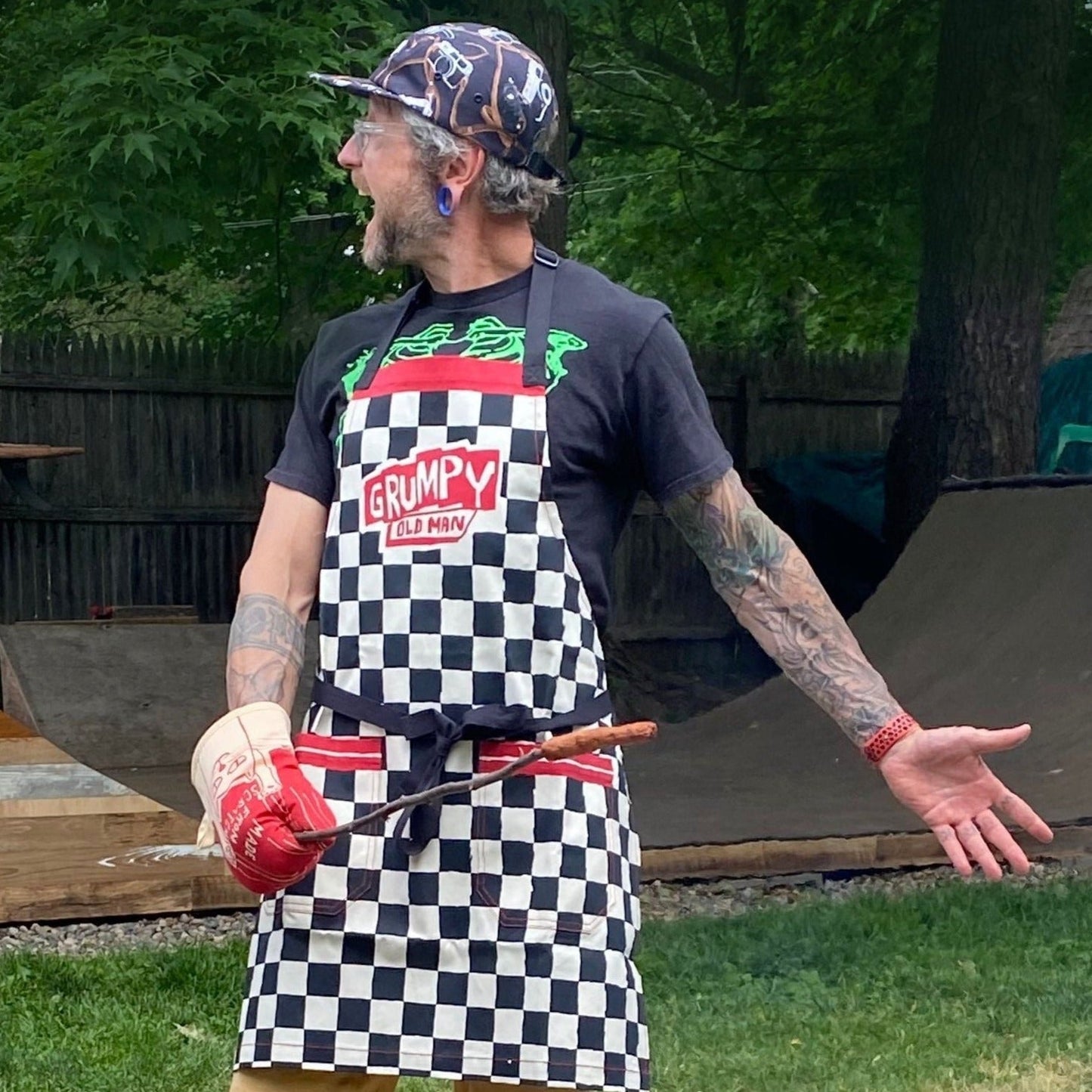 Grumpy Old Man Funny Cooking and BBQ Apron 2 Pockets Adjustable Strap 100% Cotton | BlueQ at GetBullish | Father's Day Gift