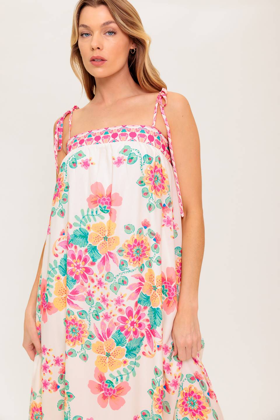 SUMMER GLOW IVORY WOVEN MAXI DRESS