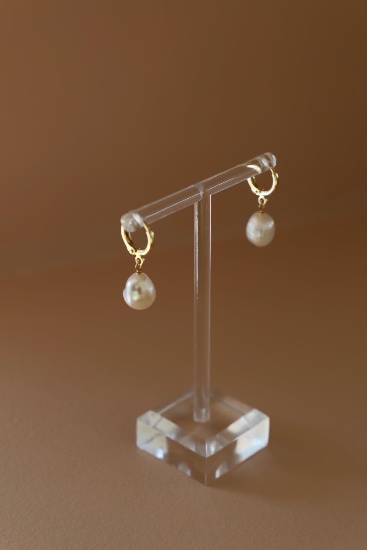 KESHI PEARL NUGGET HUGGIES