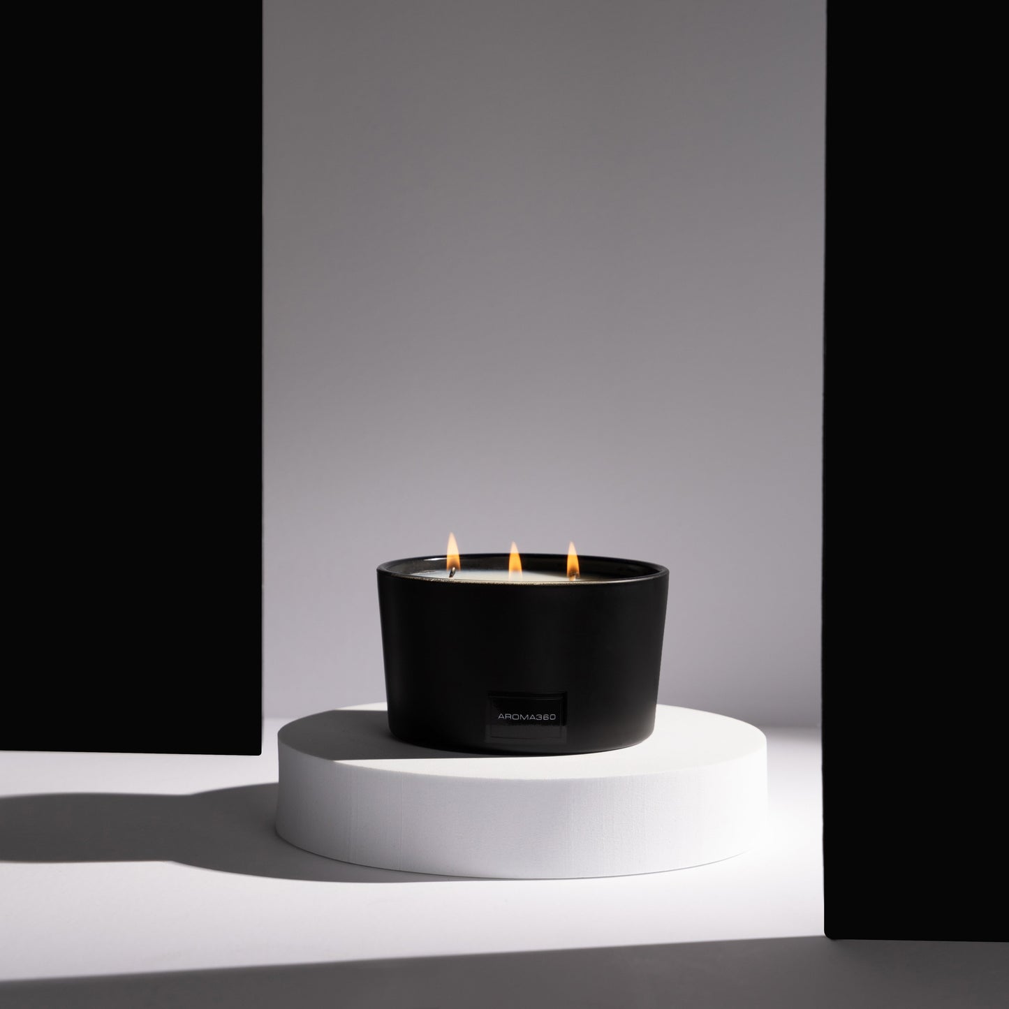 Iris 3-Wick Candle