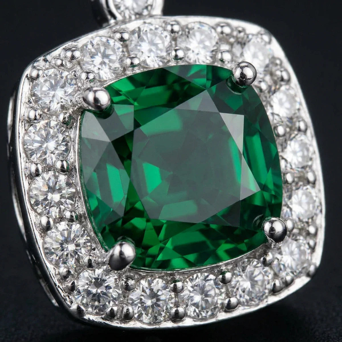 Enchanted Emerald™ Pendant — 18K White Gold | Diamond Accent