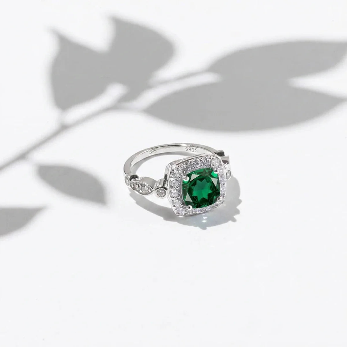 Enchanted Emerald™ Ring — 18K White Gold | Diamond Accent