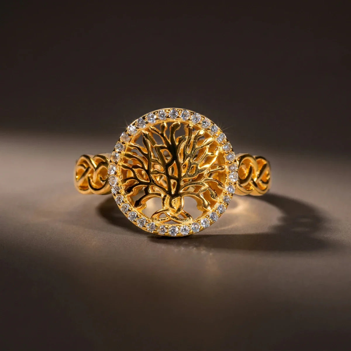Tree of Life™ Ring — 18K Yellow Gold | Diamond