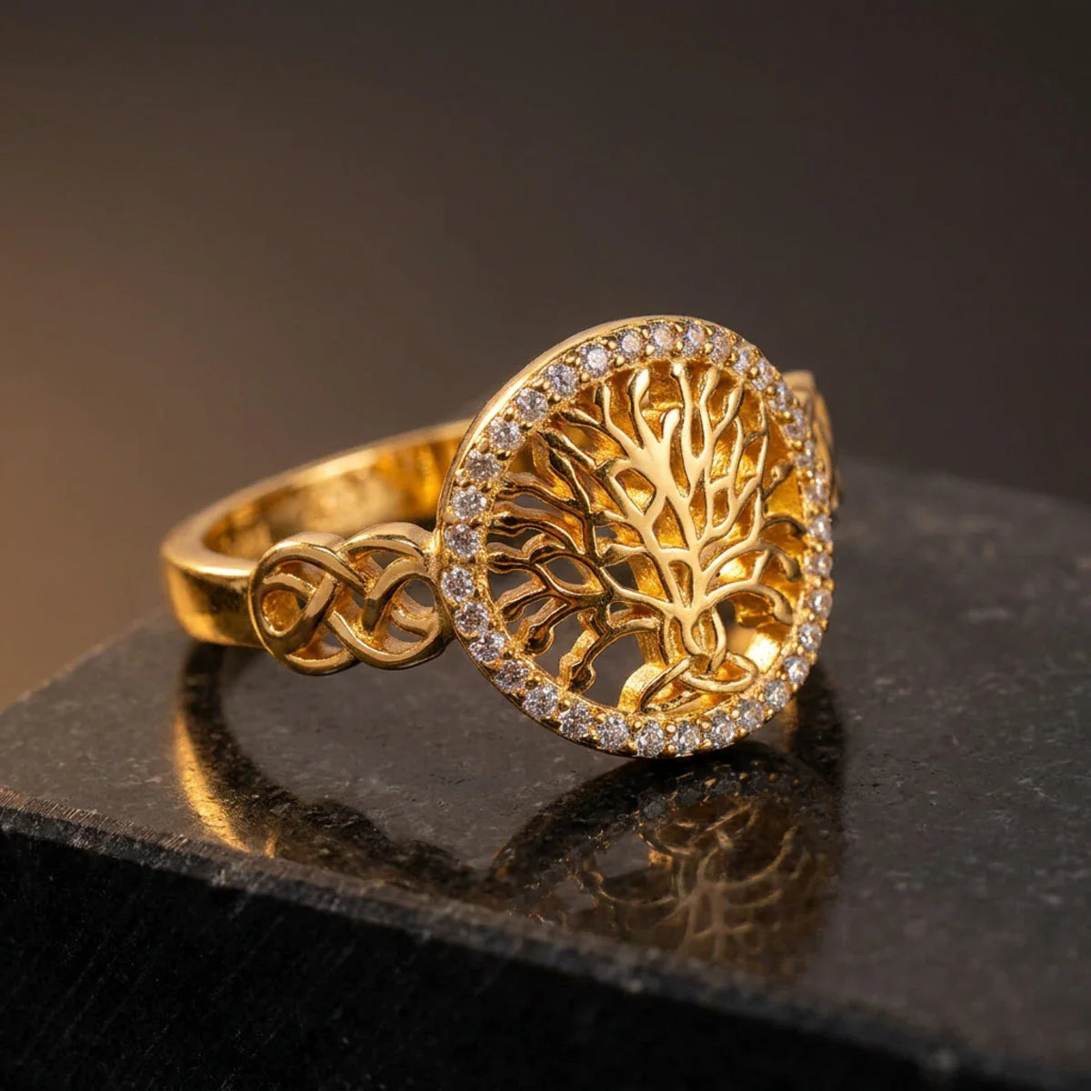 Tree of Life™ Ring — 18K Yellow Gold | Diamond
