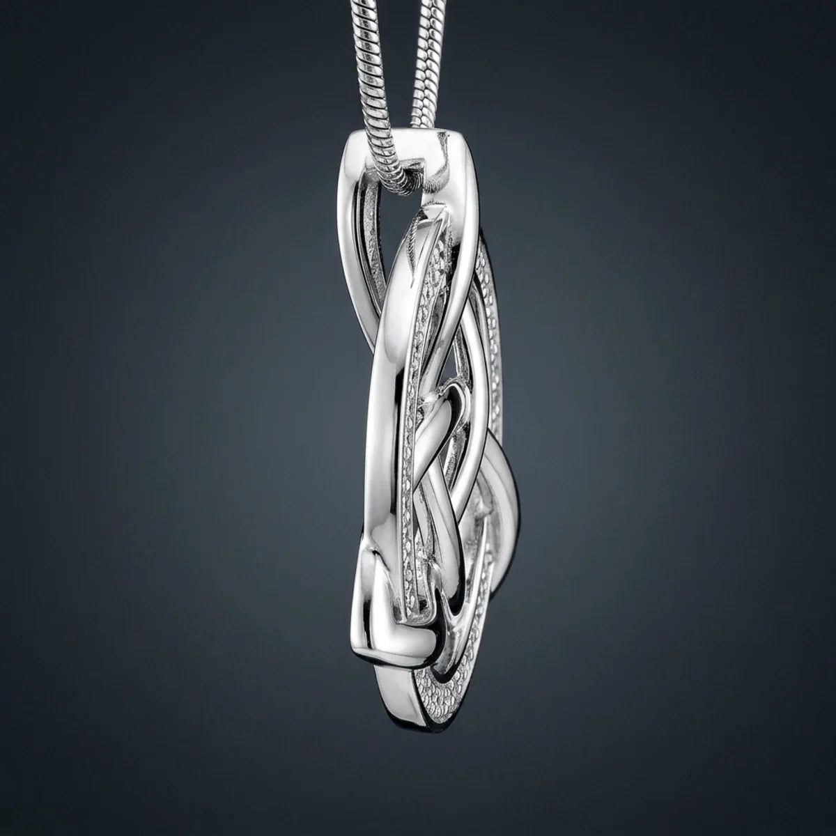 Trinity Knot™ Pendant — 18K White Gold | Diamond
