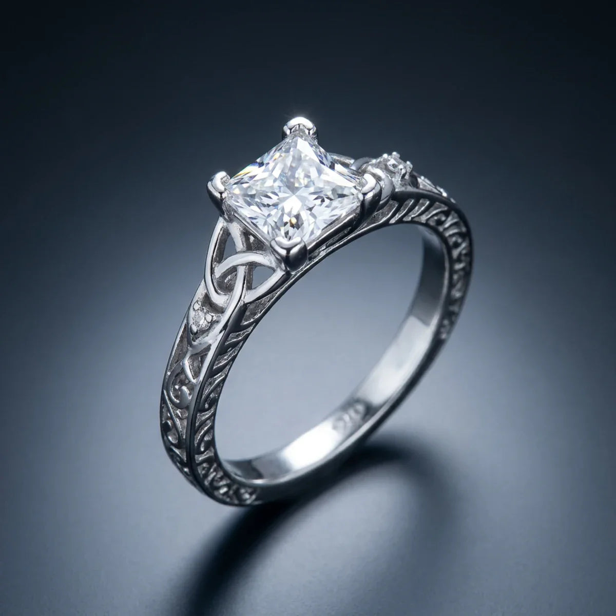 Trinity Knot™ Ring — 18K White Gold | Diamond