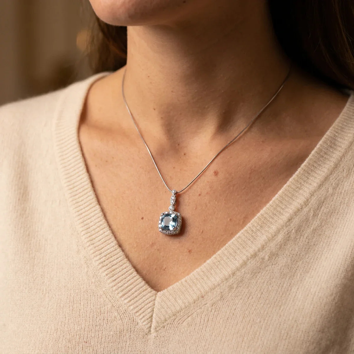 Winter Diamond™ Pendant — 18K White Gold | Cushion Blue Topaz