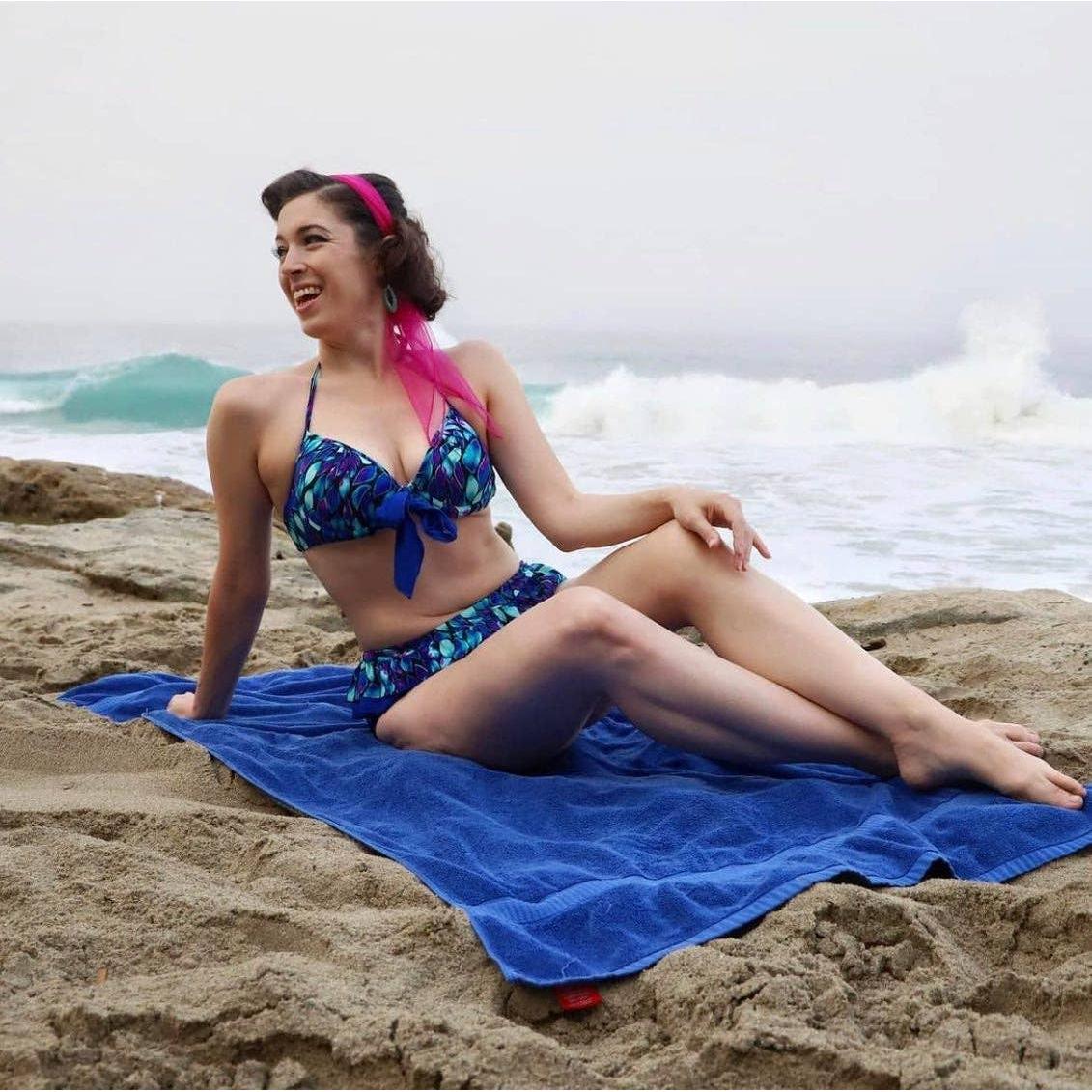 Pinup 1950s Peacock Perfection Bikini Set | Retro Two-Piece Low Waist Swimwear