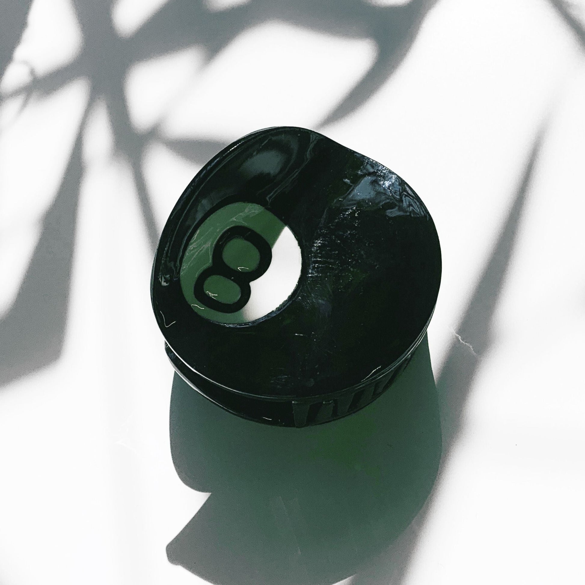 Velvet Claws Eight Ball Hair Claw