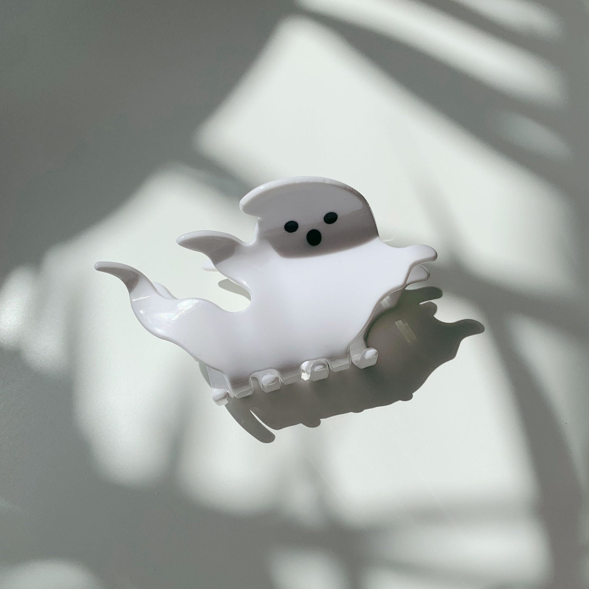 Velvet Claws "Ghost Go Fly" Hair Clip