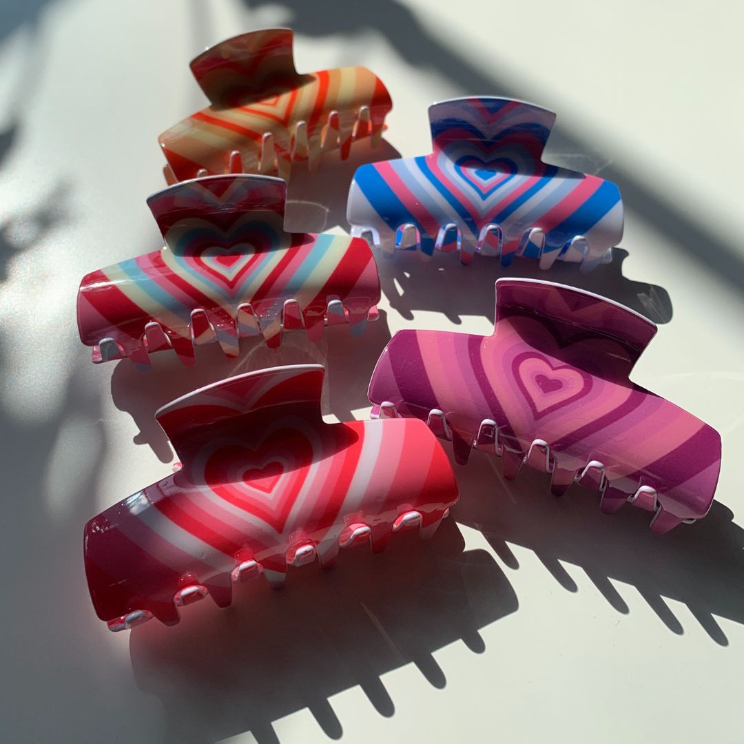 Velvet Claws Hair Clip | The Foxy in True Love Red Hair Claw