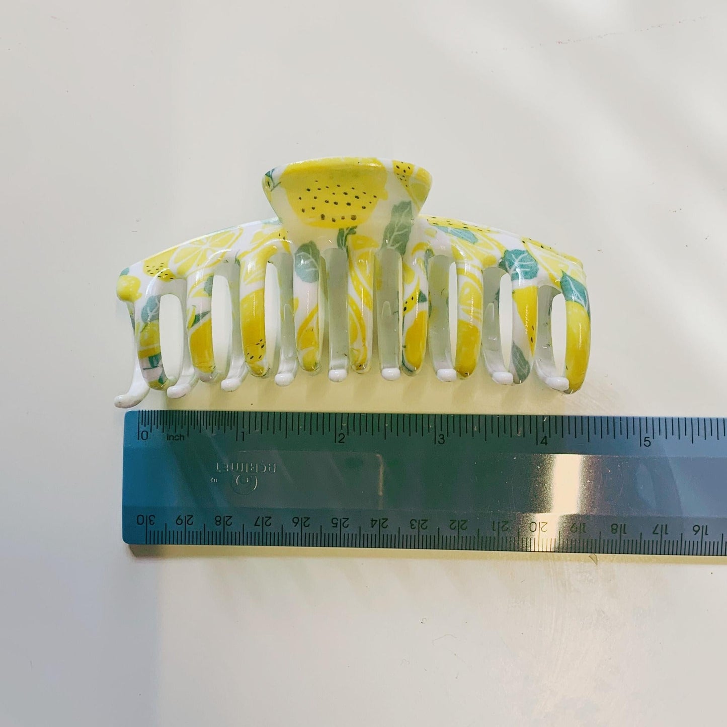 Velvet Claws Hair Clip | The Lobster in Fresh Lemons