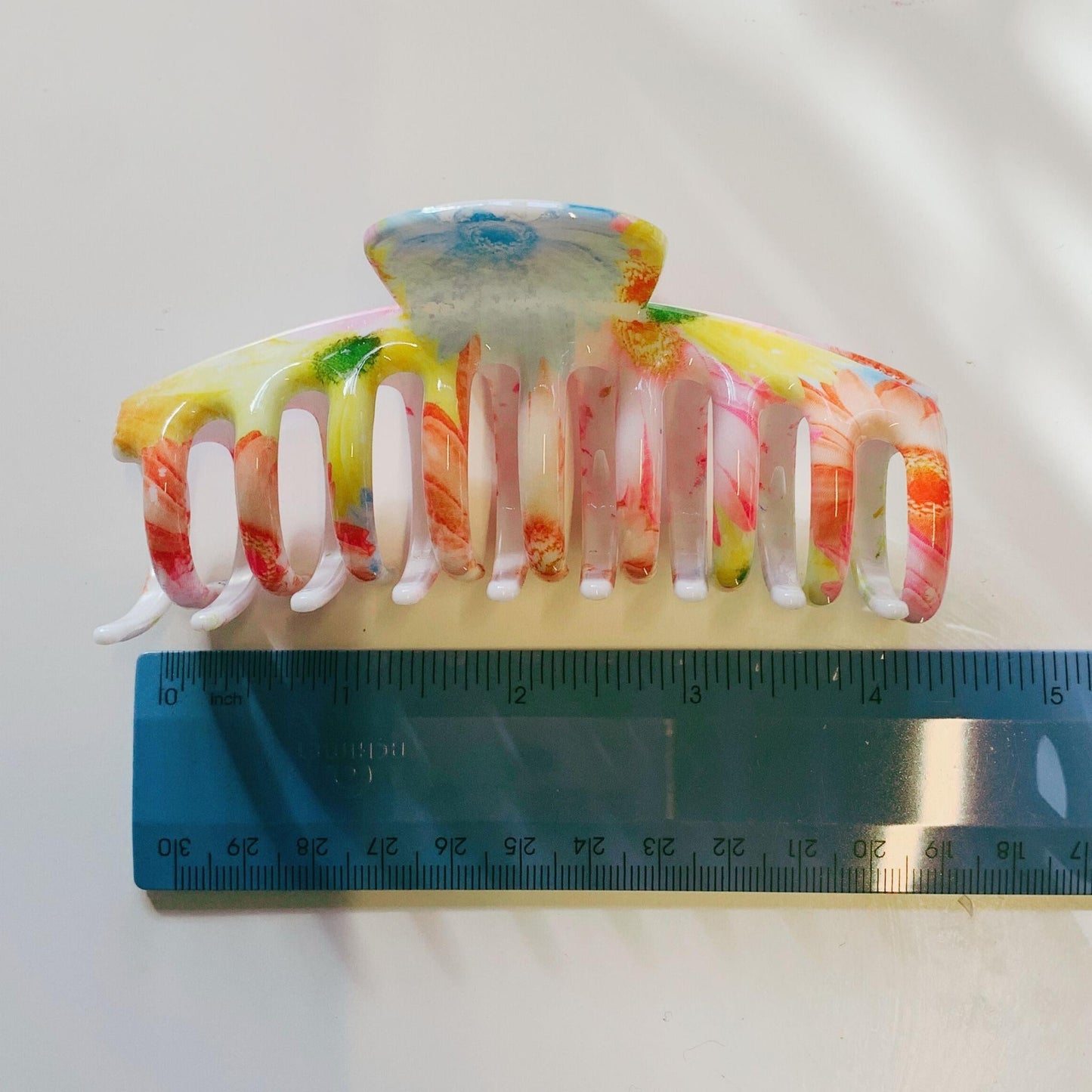 Velvet Claws Hair Clip | The Lobster in Primavera Floral on White