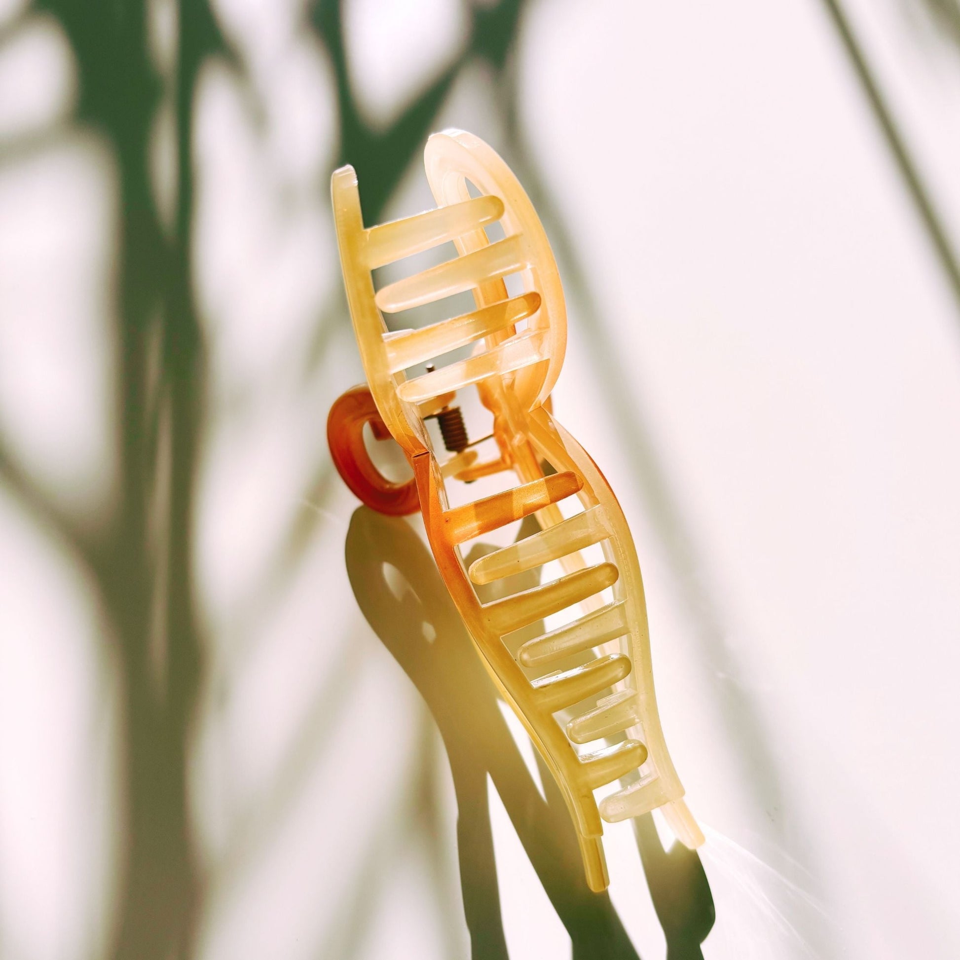 Velvet Claws Mini Coquette Bow in Caramel Latte Hair Clip