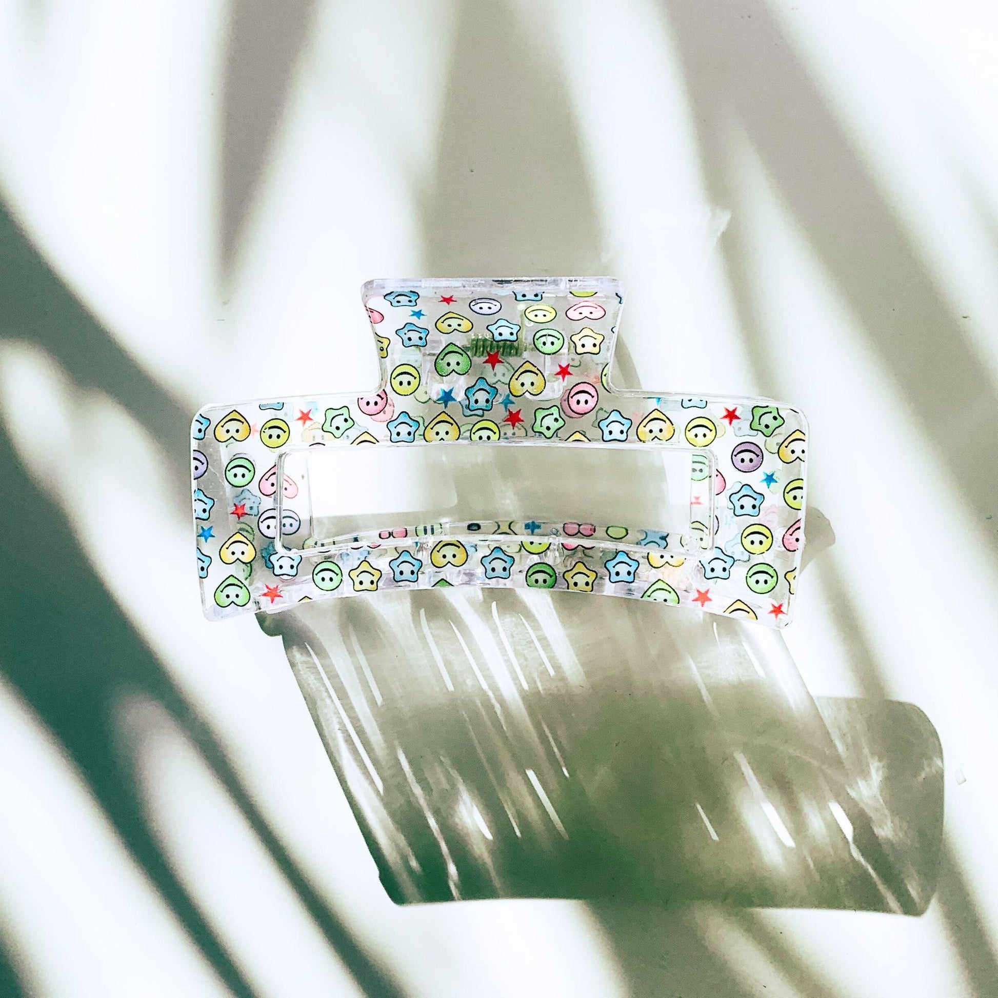 Velvet Claws The Crystal Hair Claw in Kawaii Smile