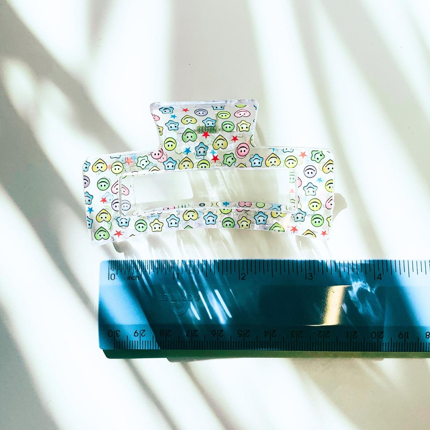 Velvet Claws The Crystal Hair Claw in Kawaii Smile