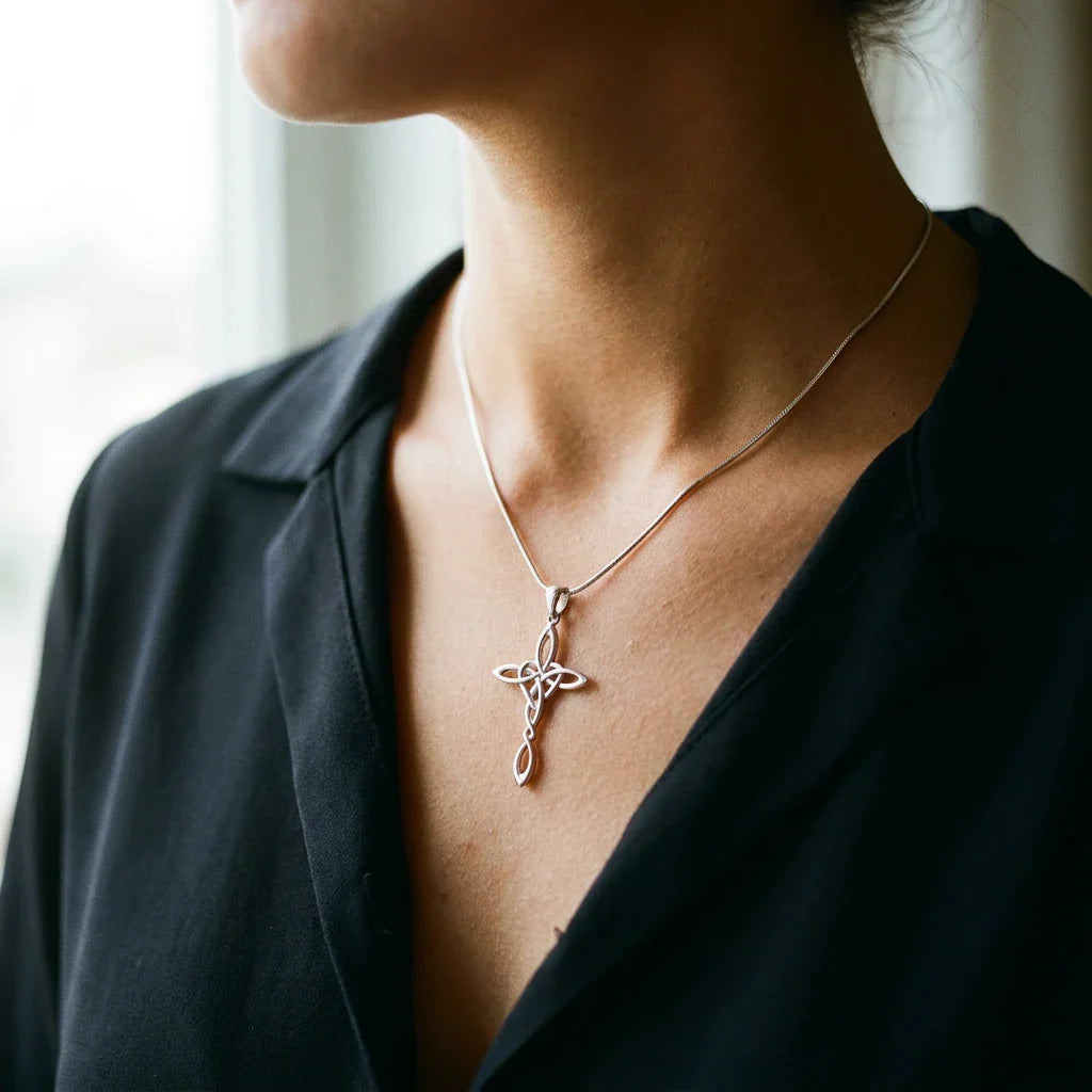 Celtic Heart™ Pendant — 18K White Gold Necklace