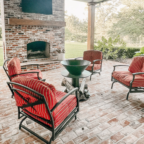 Outdoor Iron Pedestal Fire Bowl and Log Holder