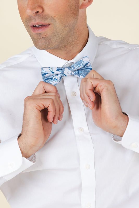 The Gilded Lily | Crosshatch Lilies Bow Tie